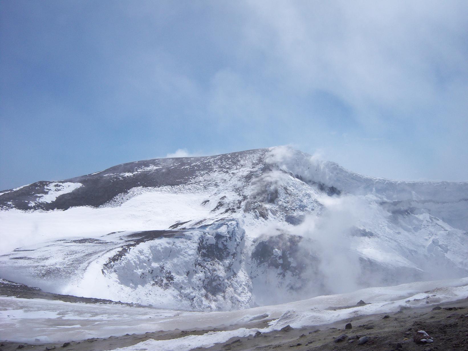 Salita all''Etna con gli sci